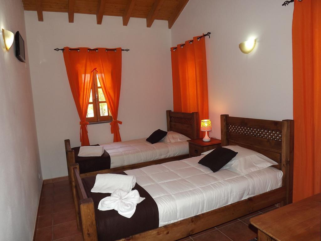 Casa De Campo Vale Do Asno Altura Habitación foto